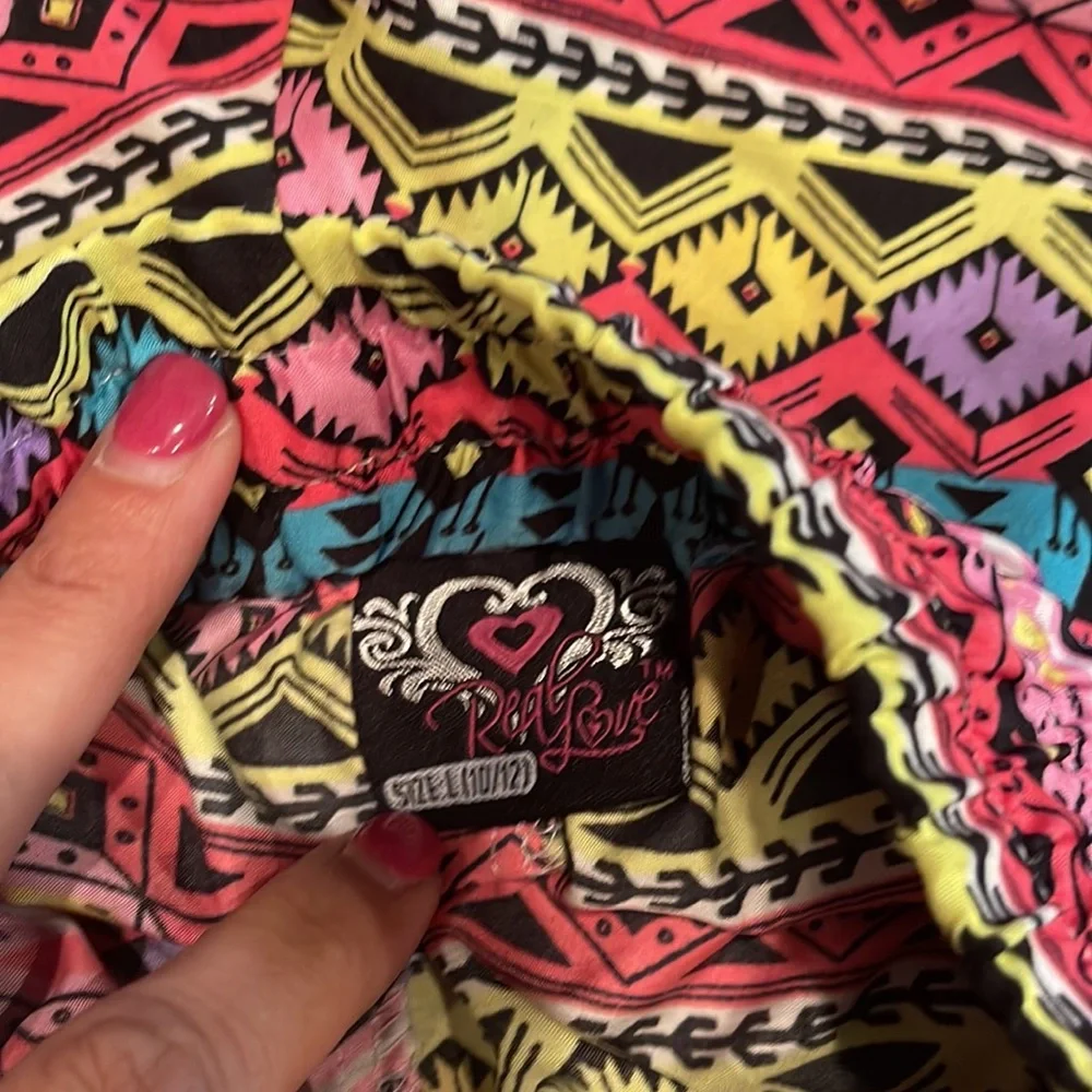 Shorts - Picture 3 of 3